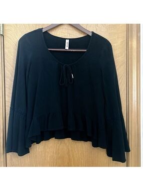 Vintage Mudd Black Bell Sleeve Peasant Crop Top with Ruffle Size Large
